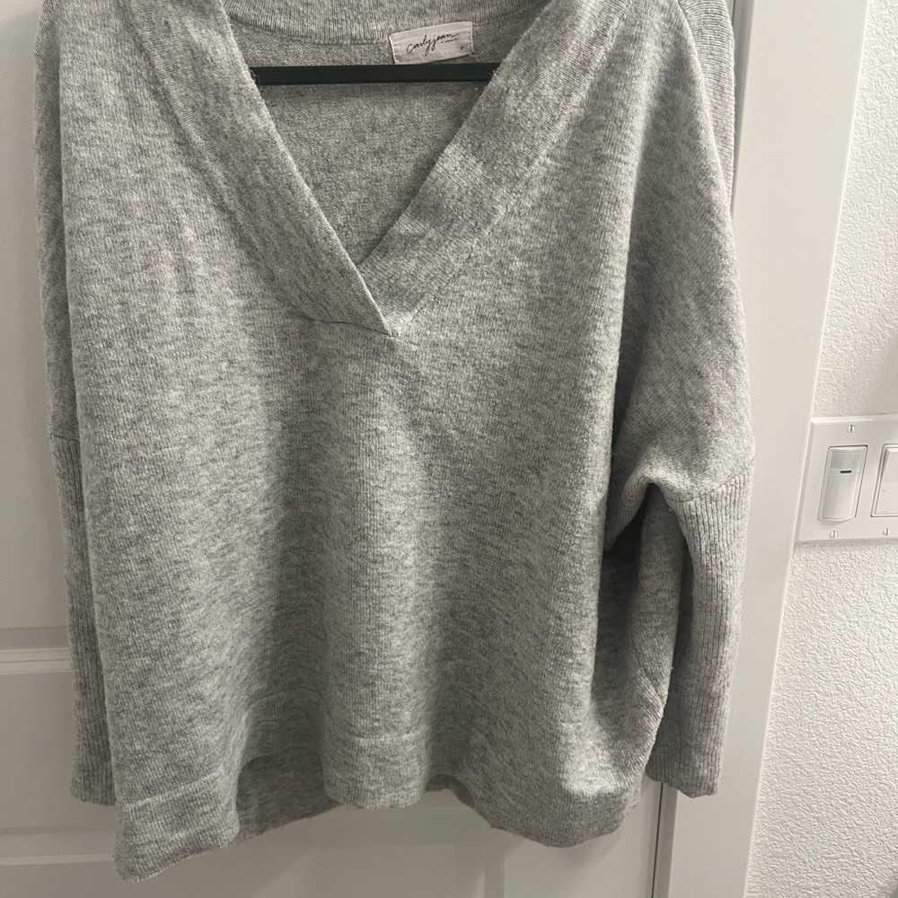 Carly Jean Los Angeles Heather Gray V-Neck Sweater